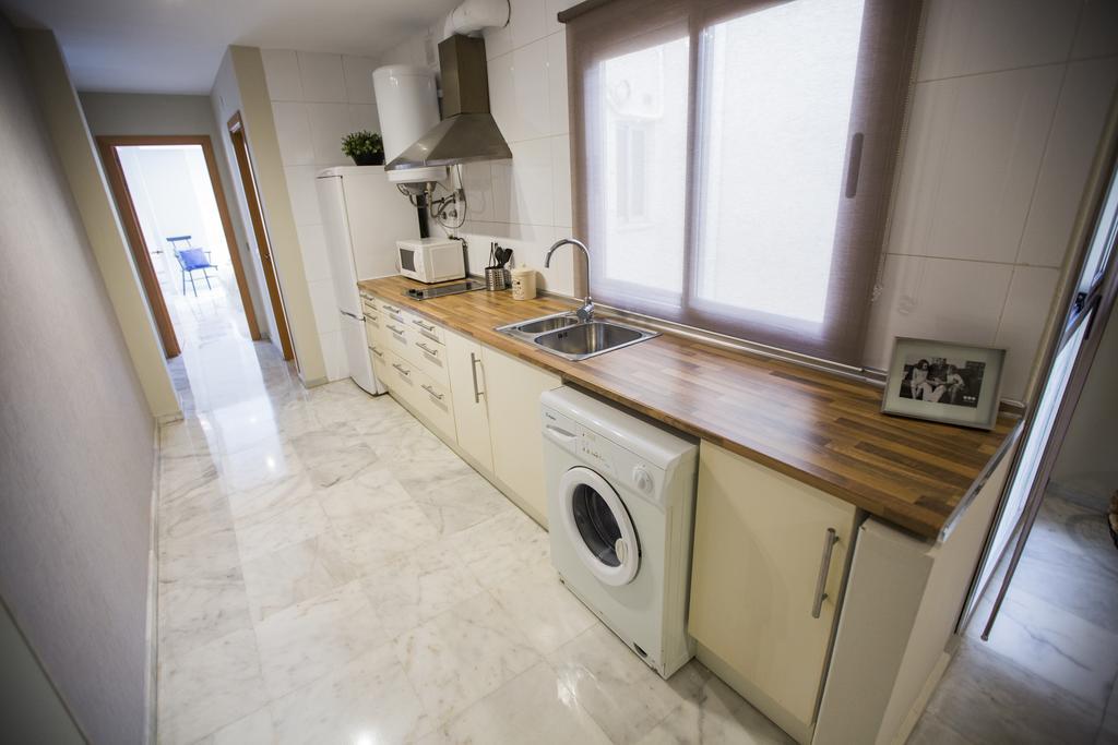 Ab Apartamentos Reding Malaga Exterior photo