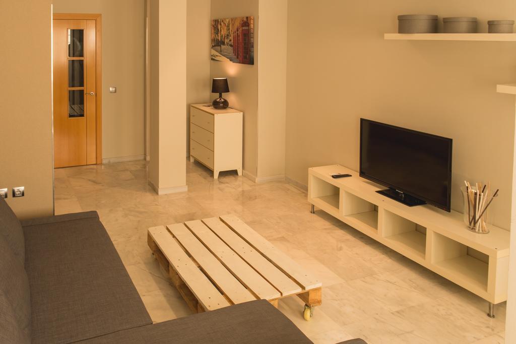 Ab Apartamentos Reding Malaga Exterior photo