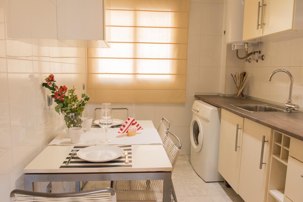 Ab Apartamentos Reding Malaga Exterior photo