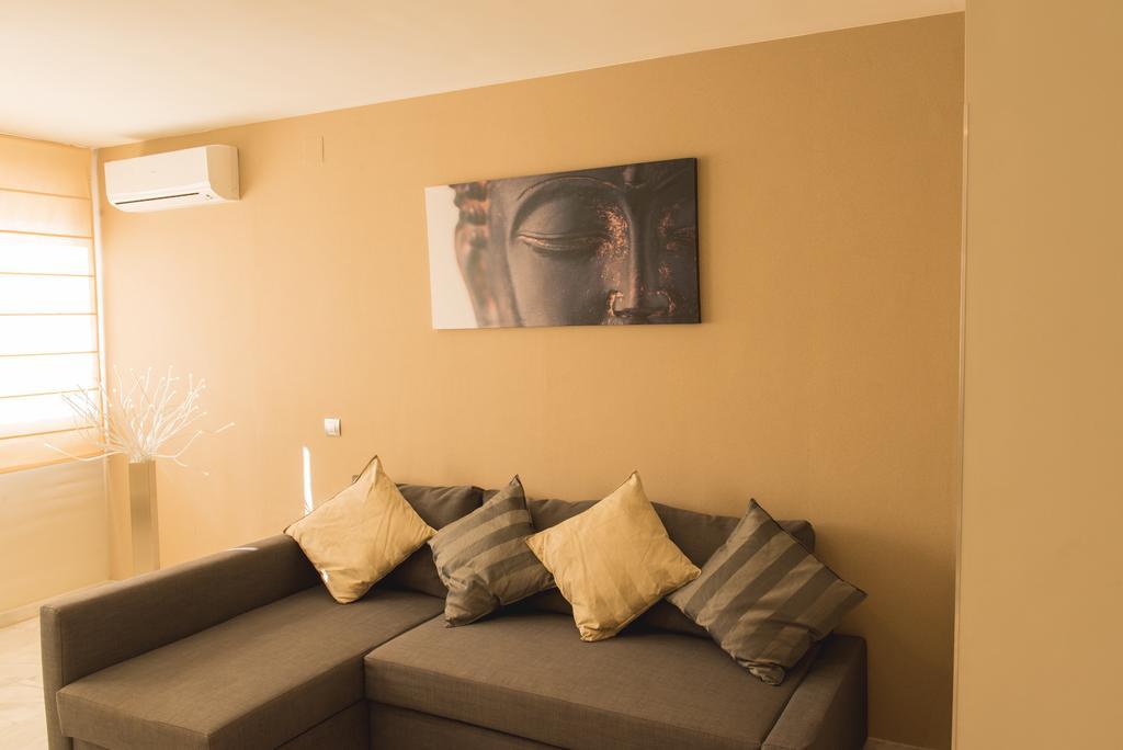 Ab Apartamentos Reding Malaga Exterior photo